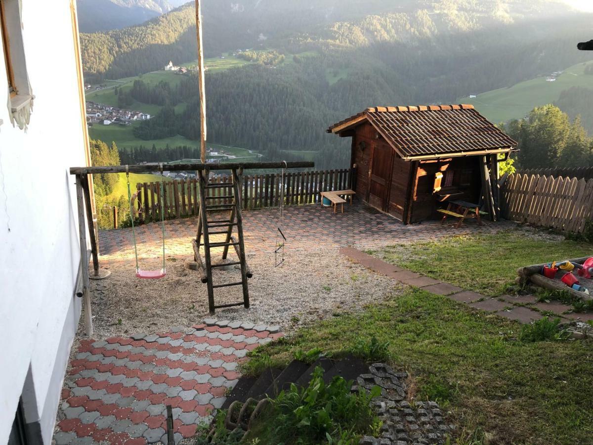 Fless Apartment San Martino in Badia Bagian luar foto